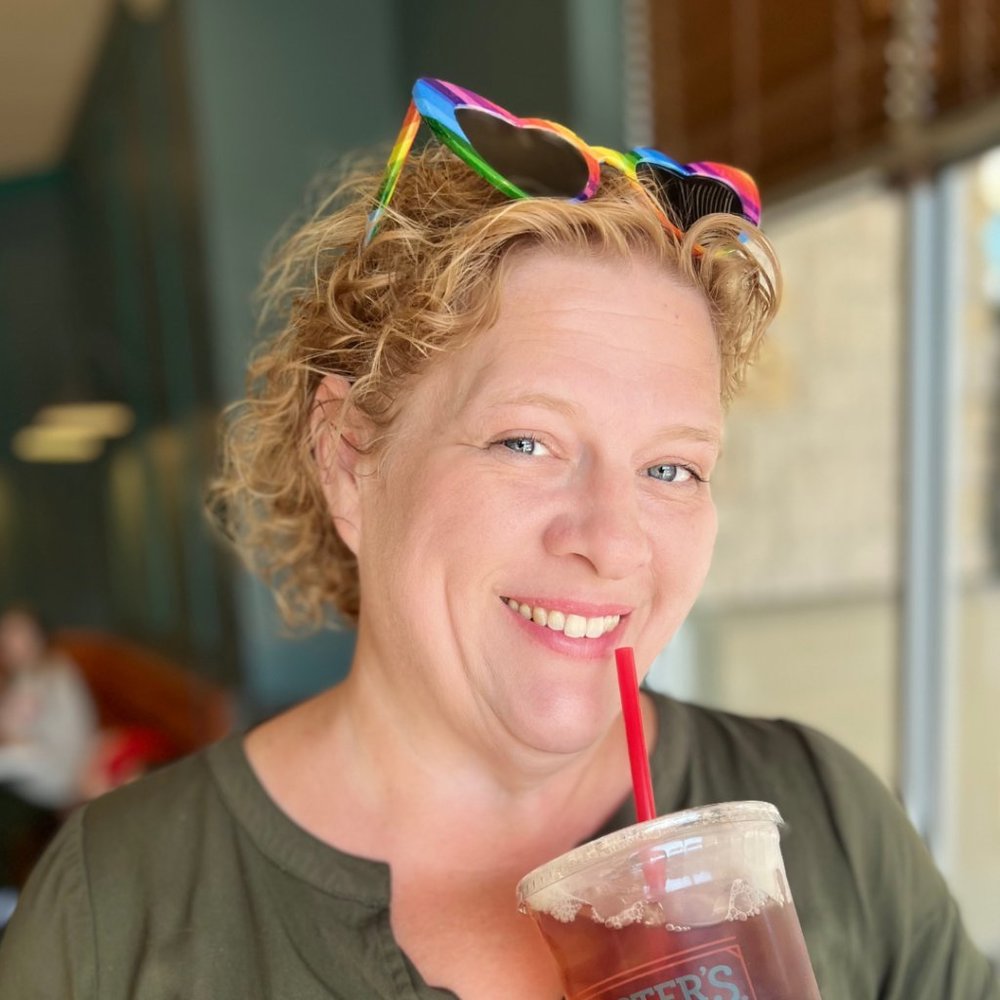 Meet your Posher, Stephanie
